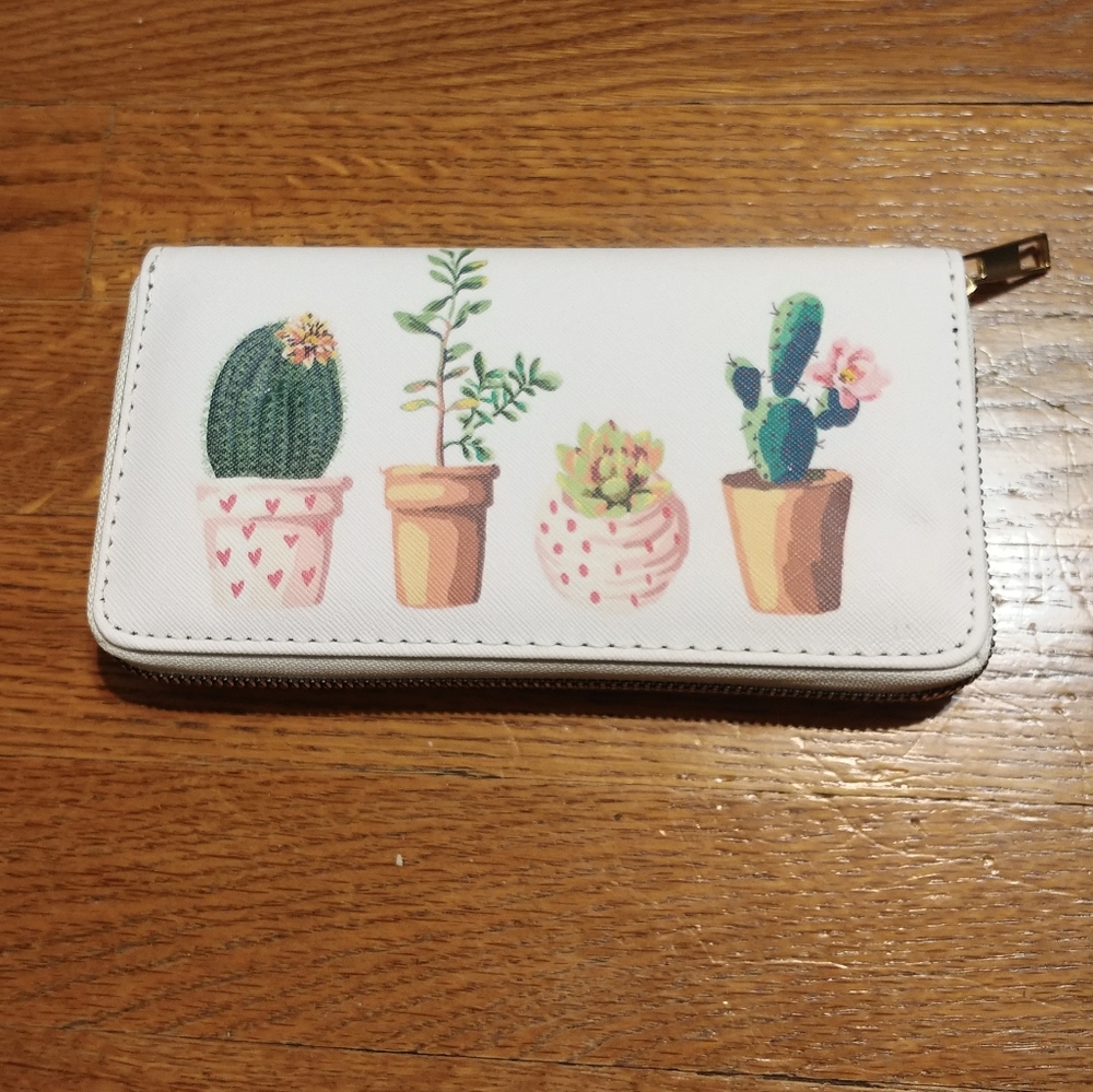 Women's cactus wallet